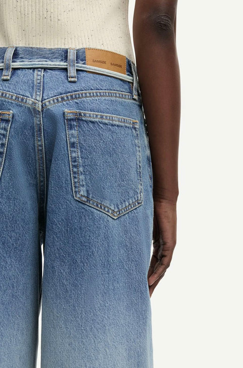 Jeans tie and die Saharper
