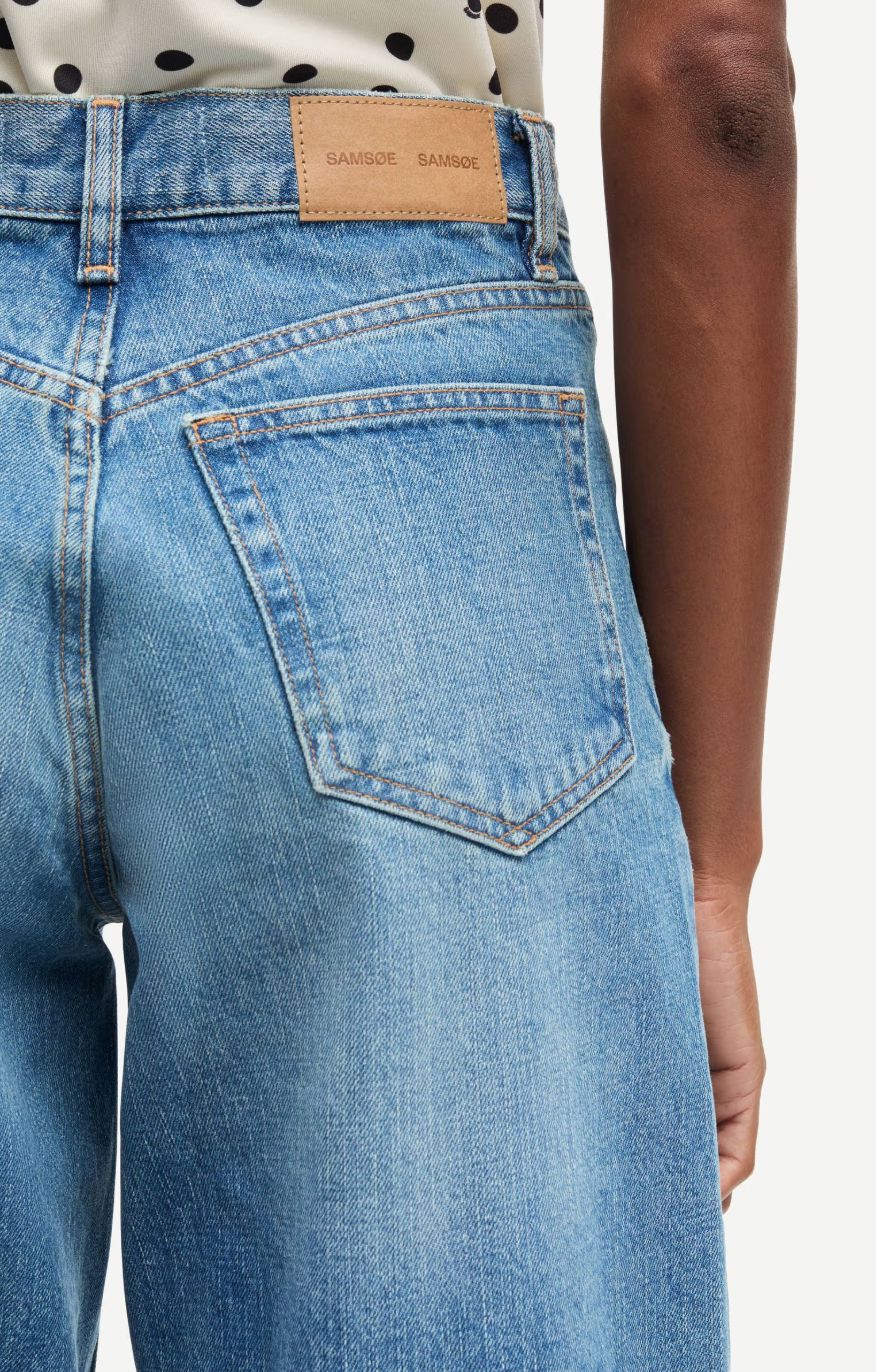 Jeans barrel medium blue Saveyra